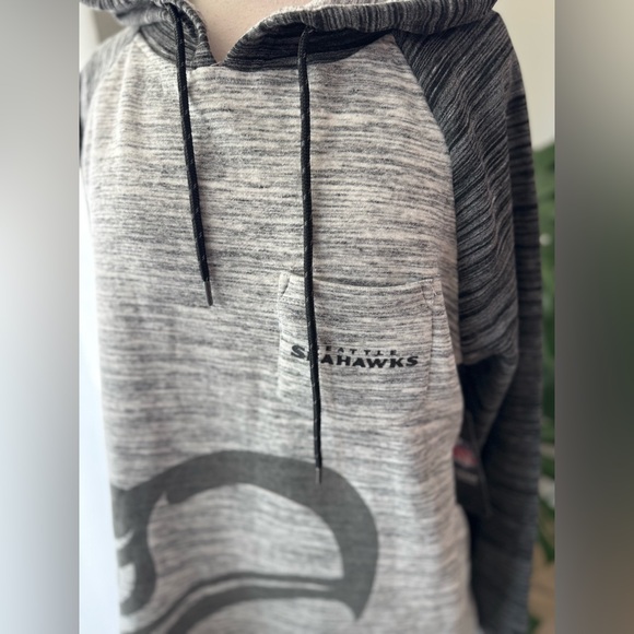 NFL Seattle Seahawks Hoodie Ultra Game Gray Black Pocket Sweatshirt Men’s M NWT - Picture 3 of 7